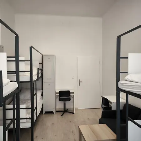 Albergue Karlin *